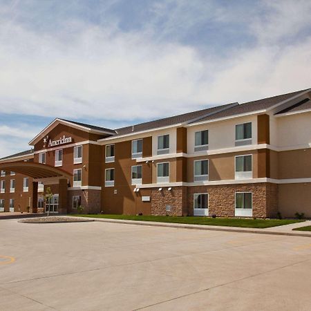 Americinn By Wyndham Fairfield Exterior photo