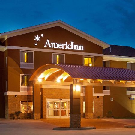 Americinn By Wyndham Fairfield Exterior photo
