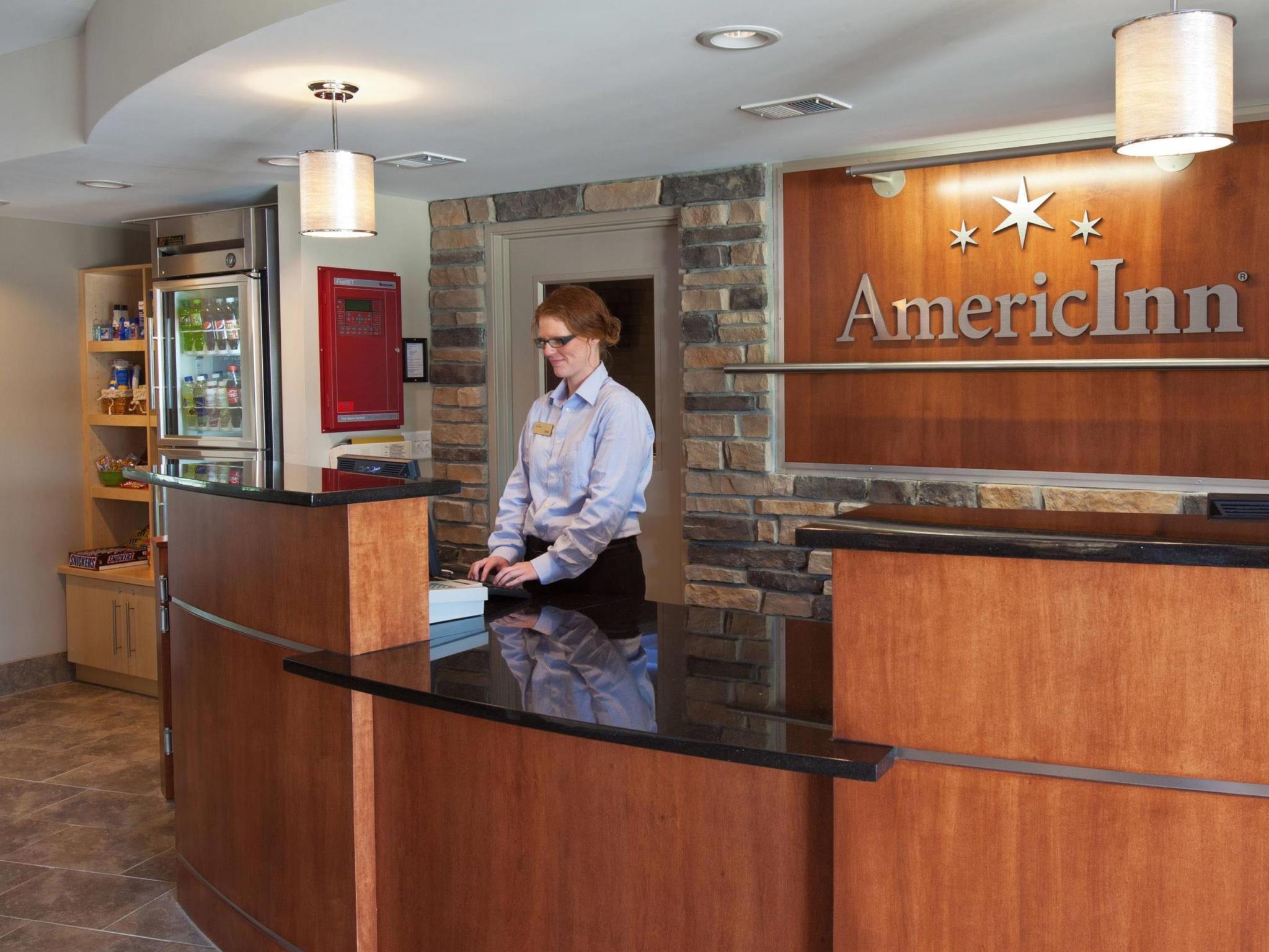 Americinn By Wyndham Fairfield Exterior photo