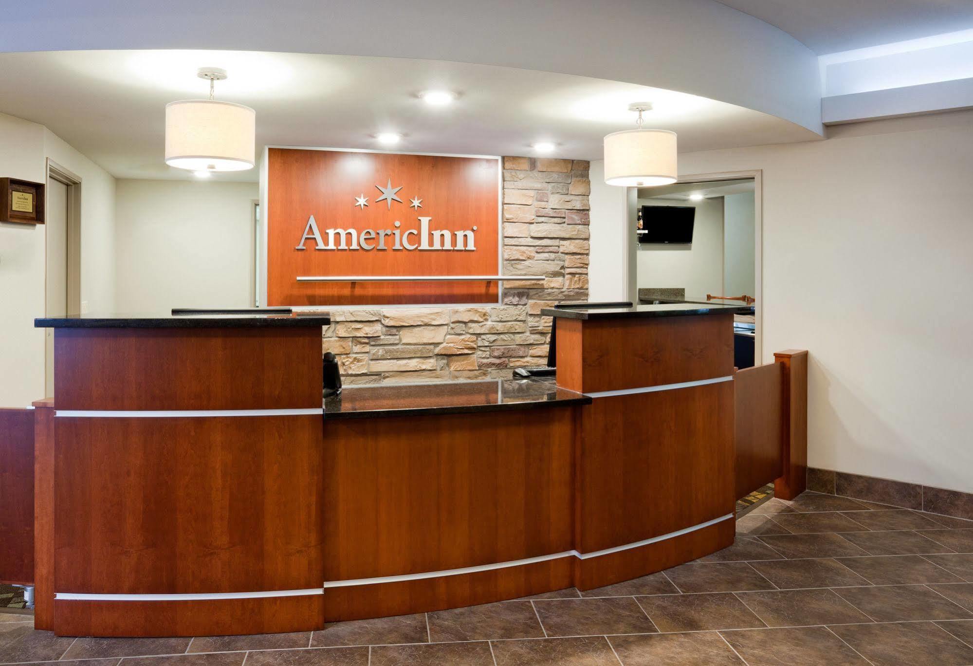 Americinn By Wyndham Fairfield Exterior photo